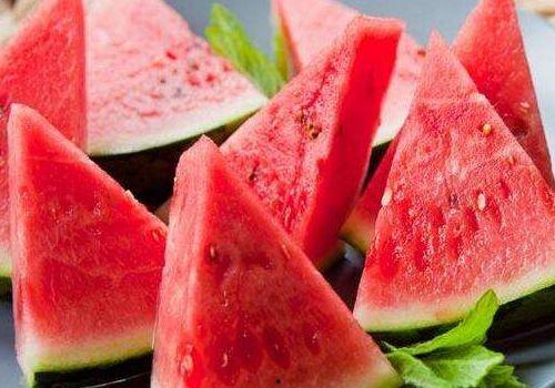 山东瓜吃瓜喝,畅享夏日，瓜果飘香